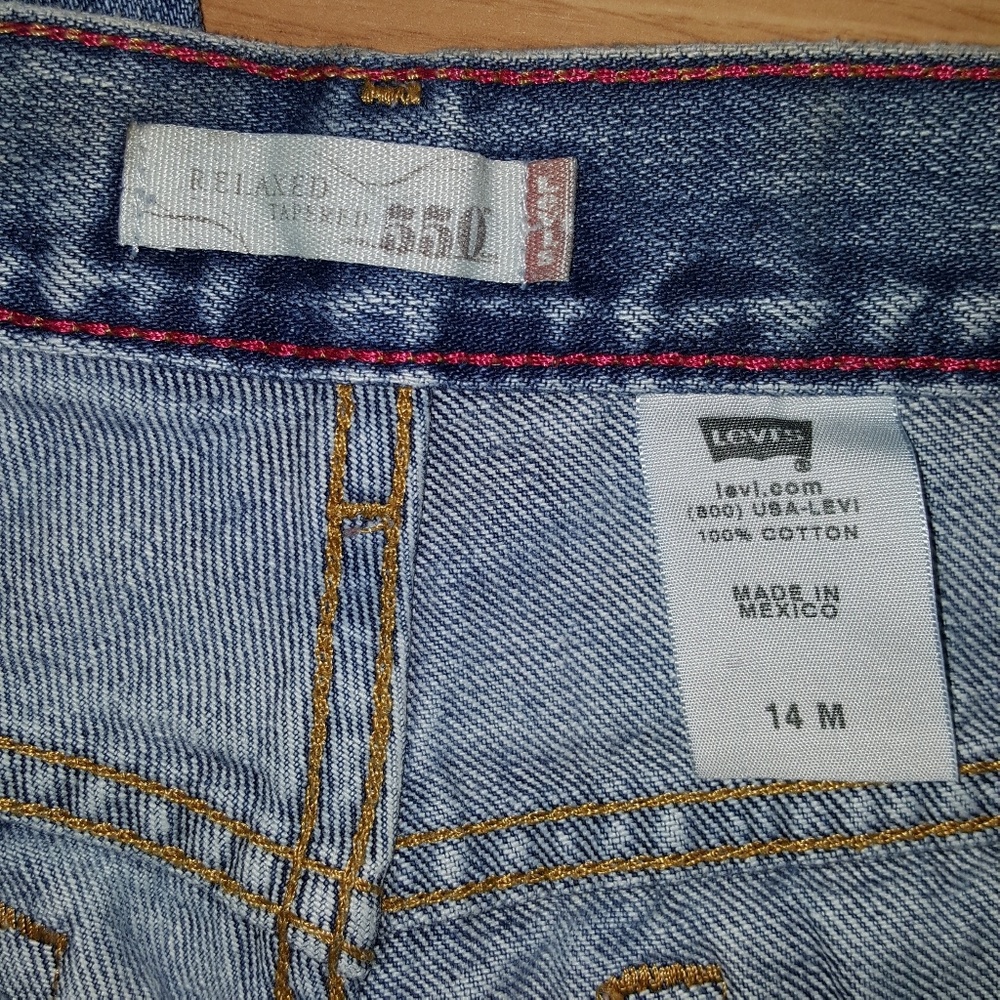 Levi's 550 Relaxed Fit Tapered Leg - Picture 4 of 5